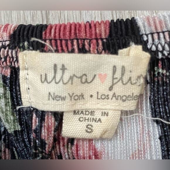 Ultra Flirt | Women's One Piece Floral Off Shoulder Ruffle Romper | Small - Picture 3 of 3